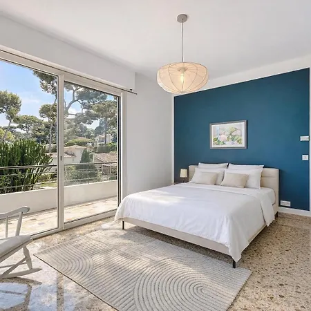 Palmiers Et Pins Face A La Dans Classee Du Cap D Apartment *
